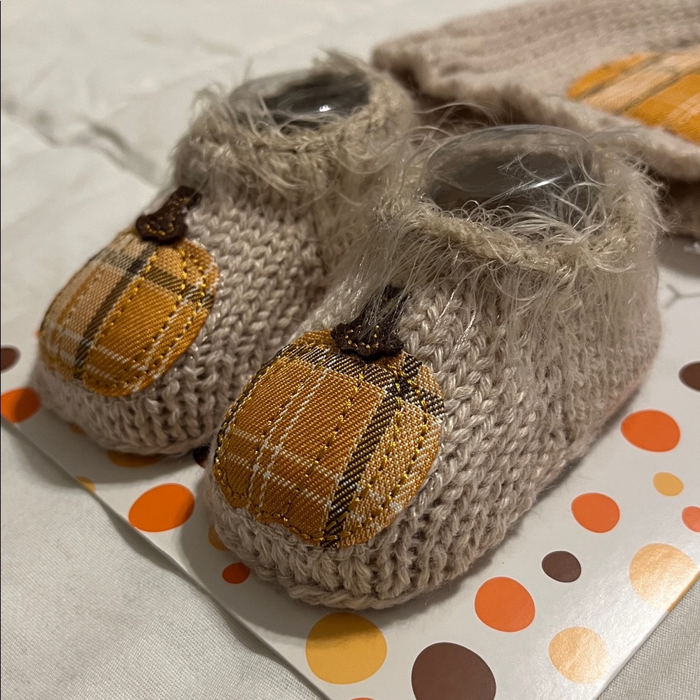 Little Me Beige Pumpkin Knit Hat and Booties Set - Picture 3 of 5